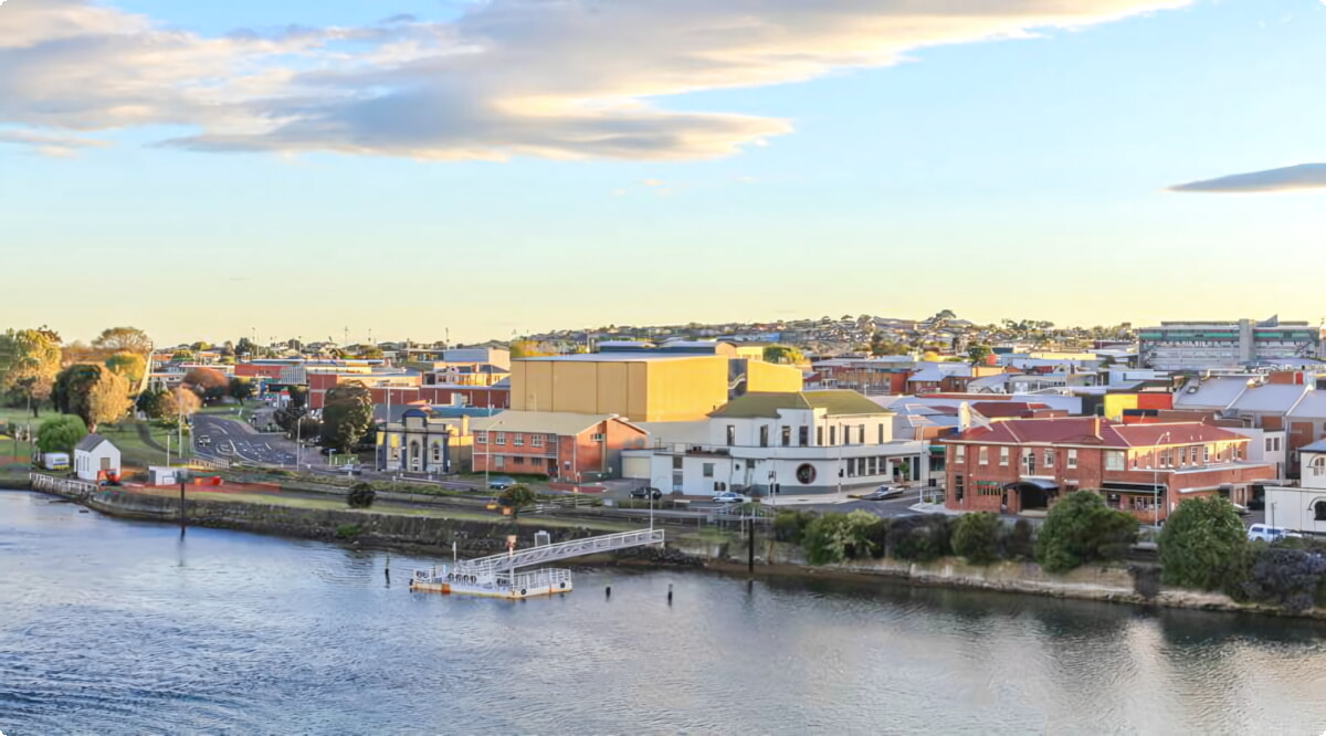 I nostri servizi di noleggio auto offrono una vasta selezione di veicoli a Devonport.